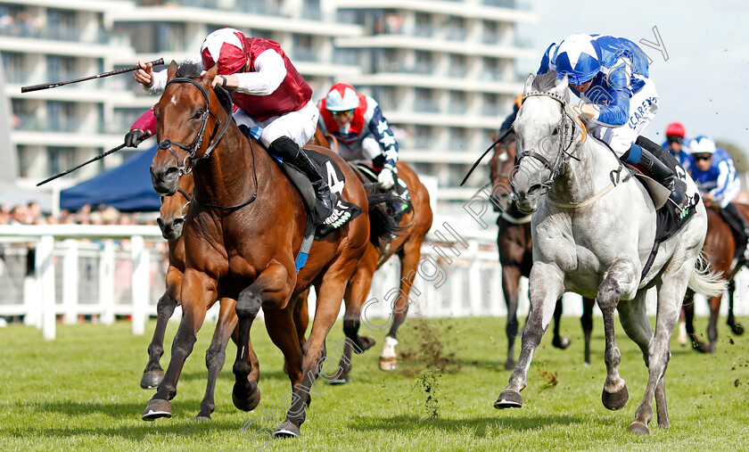 Glorious-Journey-0008 
 GLORIOUS JOURNEY (left, James Doyle) beats LIBRISA BREEZE (right) in The Unibet Hungerford Stakes
Newbury 17 Aug 2019 - Pic Steven Cargill / Racingfotos.com