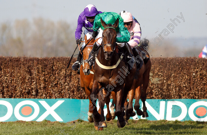 Kildisart-0004 
 KILDISART (Daryl Jacob) wins The Betway Handicap Chase
Aintree 6 Apr 2019 - Pic Steven Cargill / Racingfotos.com