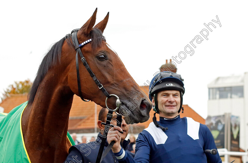 Commissioning-0009 
 COMMISSIONING (Robert Havlin) winner of The bet365 Fillies Mile
Newmarket 7 Oct 2022 - Pic Steven Cargill / Racingfotos.com