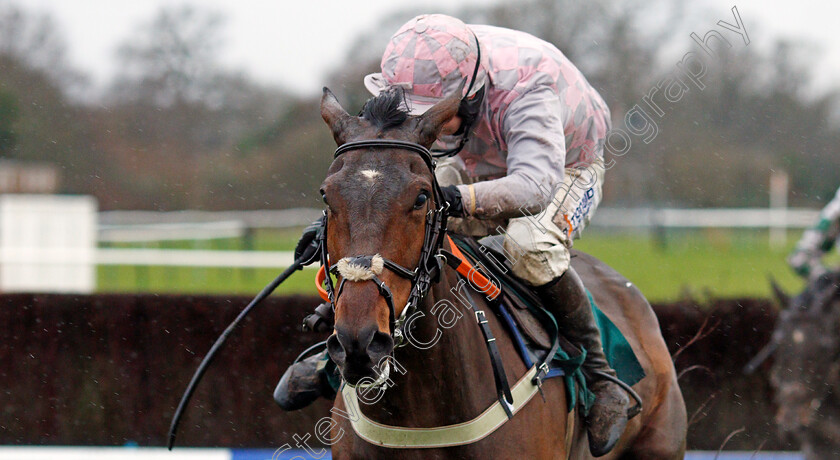 Rough-Night-0006 
 ROUGH NIGHT (Kielan Woods) wins The Brand Ambassadors Novices Handicap Chase
Warwick 12 Dec 2019 - Pic Steven Cargill / Racingfotos.com