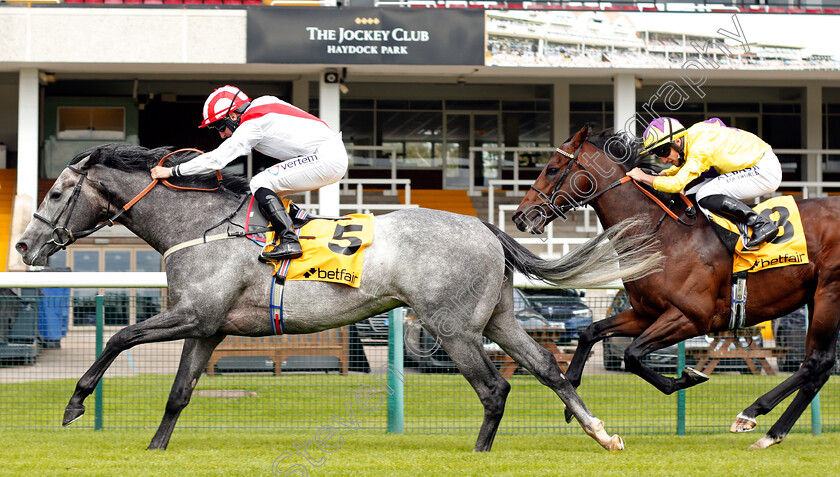 Top-Rank-0004 
 TOP RANK (P J McDonald) beats MY OBERON (right) in The Betfair Superior Mile Stakes
Haydock 5 Sep 2020 - Pic Steven Cargill / Racingfotos.com