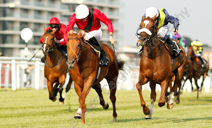 Star-Terms-0001 
 STAR TERMS (left, James Doyle) beats DUTCH TREAT (right) in The South Downs Water British EBF Maiden Fillies Stakes
Newbury 26 Jul 2018 - Pic Steven Cargill / Racingfotos.com