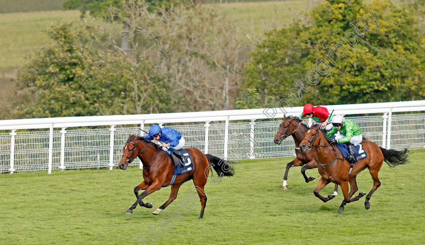 Fairy-Cross-0006 
 FAIRY CROSS (William Buick) beats BREEGE (right) in The William Hill Prestige Stakes
Goodwood 27 Aug 2022 - Pic Steven Cargill / Racingfotos.com