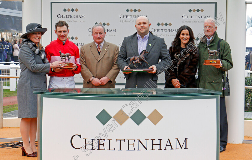 Laurina-0009 
 Presentation to Jared Sullivan, Willie Mullins and Paul Townend for The Trull House Mares Novices Hurdle won by LAURINA Cheltenham 15 Mar 2018 - Pic Steven Cargill / Racingfotos.com