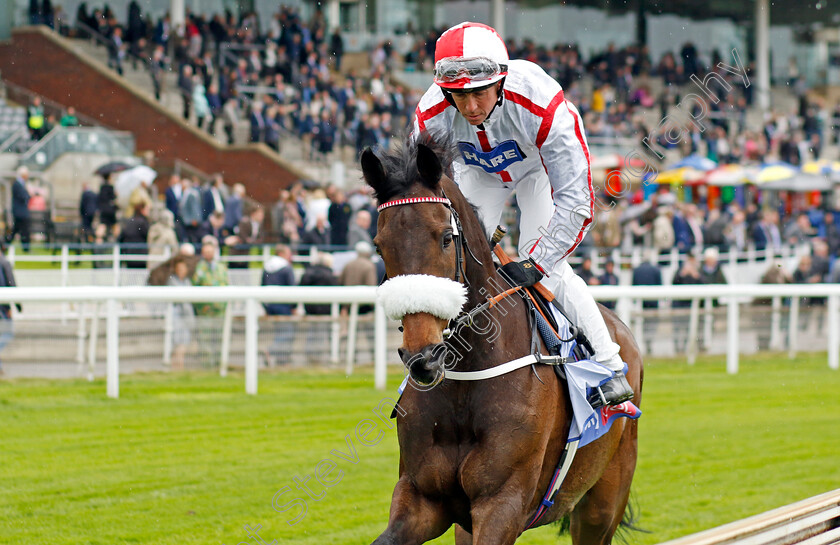 On-To-Victory 
 ON TO VICTORY (Jim Crowley)
York 11 May 2022 - Pic Steven Cargill / Racingfotos.com