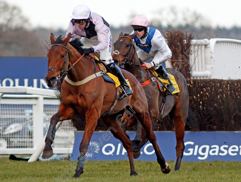 Traffic-Fluide-0001 
 TRAFFIC FLUIDE (Joshua Moore) Ascot 17 Feb 2018 - Pic Steven Cargill / Racingfotos.com