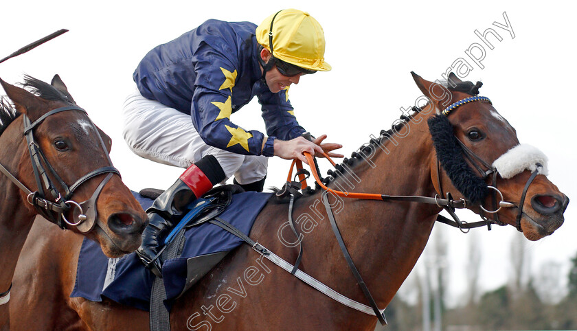 Almurr-0005 
 ALMURR (Ben Curtis) wins The #Betyourway At Betway Handicap Div2
Wolverhampton 3 Jan 2020 - Pic Steven Cargill / Racingfotos.com