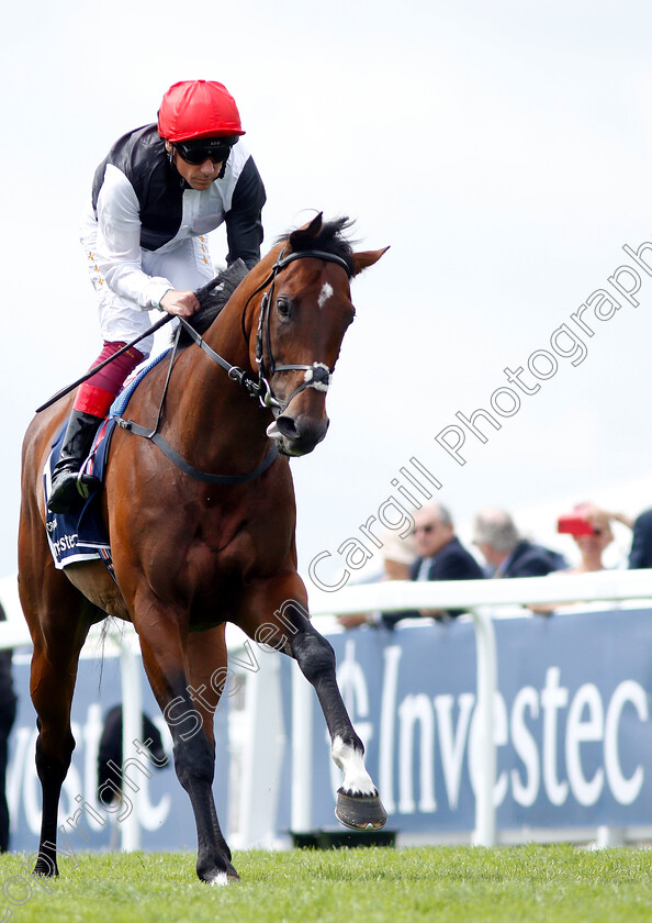 Cracksman-0001 
 CRACKSMAN (Frankie Dettori) before winning The Investec Coronation Cup
Epsom 1 Jun 2018 - Pic Seven Cargill / Racingfotos.com