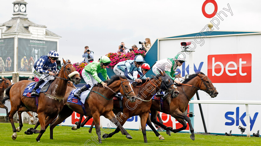 Equilateral-0002 
 EQUILATERAL (Jamie Spencer) beats ALLIGATOR ALLEY (2nd right) JM JUNGLE (2nd left) and MAKANAH (left) in The Sky Bet & Symphony Group Handicap
York 23 Aug 2023 - Pic Steven Cargill / Racingfotos.com