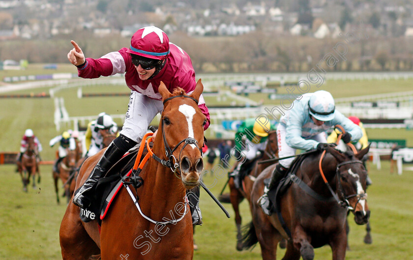 Samcro-0010 
 SAMCRO (Jack Kennedy) wins The Ballymore Novices Hurdle Cheltenham 14 Mar 2018 - Pic Steven Cargill / Racingfotos.com