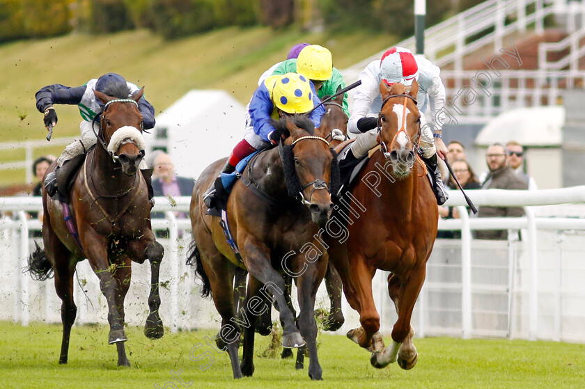 Lawful-Command-0003 
 LAWFUL COMMAND (right, Louis Steward) beats SPINAROUND (centre) in The Goodwood Racecourse Patrons Handicap
Goodwood 20 May 2022 - Pic Steven Cargill / Racingfotos.com