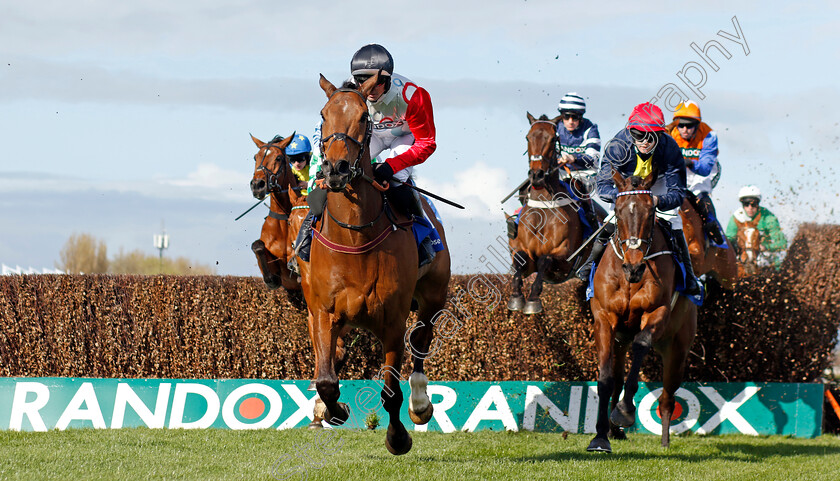 Douglas-Talking-0002 
 DOUGLAS TALKING (Stephen Mulqueen)
Aintree 13 Apr 2023 - Pic Steven Cargill / Racingfotos.com