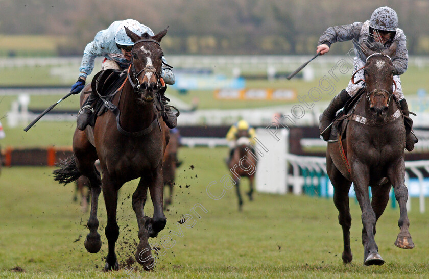 Santini-0003 
 SANTINI (right, Jeremiah McGrath) beats BLACK OP (left) in The Ballymore Classic Novices Hurdle Cheltenham 27 Jan 2018 - Pic Steven Cargill / Racingfotos.com