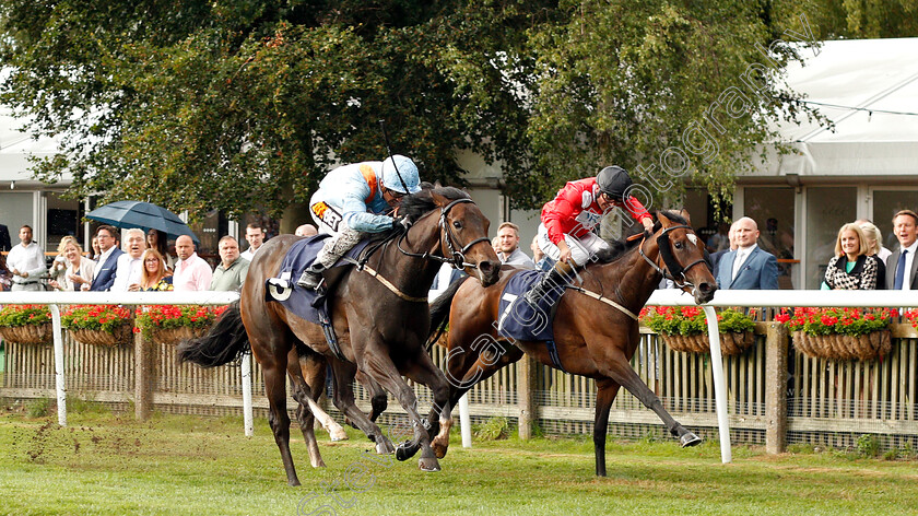 My-Maharani-0002 
 MY MAHARANI (right, Andrea Atzeni) beats FAST ENDEAVOUR (left) in The Fly London Southend Airport To Milan Selling Stakes
Newmarket 10 Aug 2018 - Pic Steven Cargill / Racingfotos.com