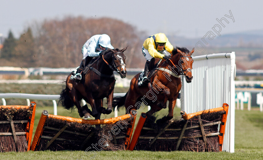 Black-Op-0001 
 BLACK OP (left, Noel Fehily) beats LOSTINTRANSLATION (right) in The Betway Mersey Novices Hurdle Aintree 14 Apr 2018 - Pic Steven Cargill / Racingfotos.com