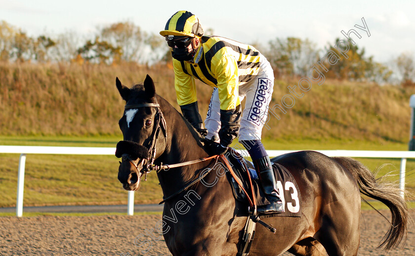 Livia-The-Empress-0001 
 LIVIA THE EMPRESS (David Probert)
Chelmsford 22 Oct 2020 - Pic Steven Cargill / Racingfotos.com