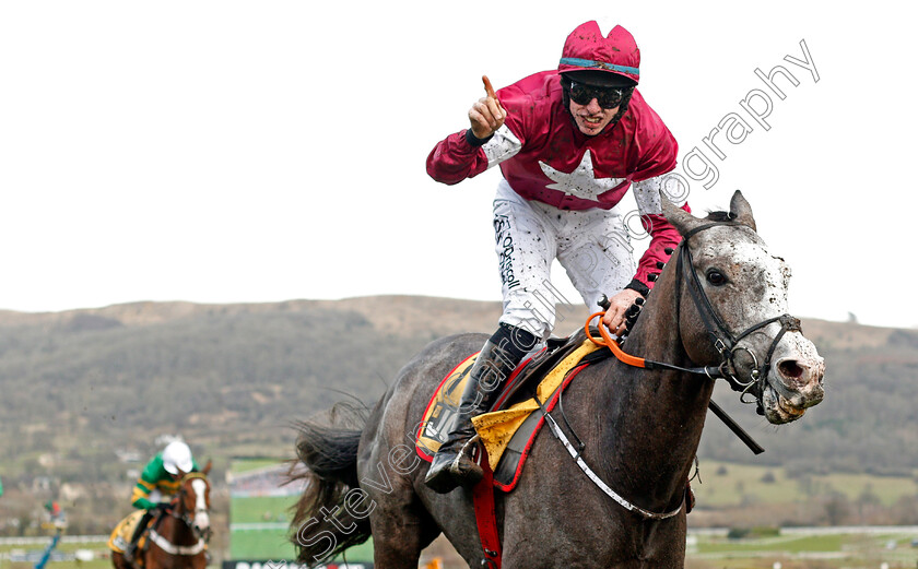 Farclas-0002 
 FARCLAS (Jack Kennedy) wins The JCB Triumph Hurdle Cheltenham 16 Mar 2018 - Pic Steven Cargill / Racingfotos.com