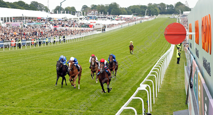 Megallan-0001 
 MEGALLAN (right, Frankie Dettori) beats MODERN NEWS (2nd left) and MUTASAABEQ (left) in The Cazoo Diomed Stakes
Epsom 4 Jun 2022 - Pic Steven Cargill / Racingfotos.com