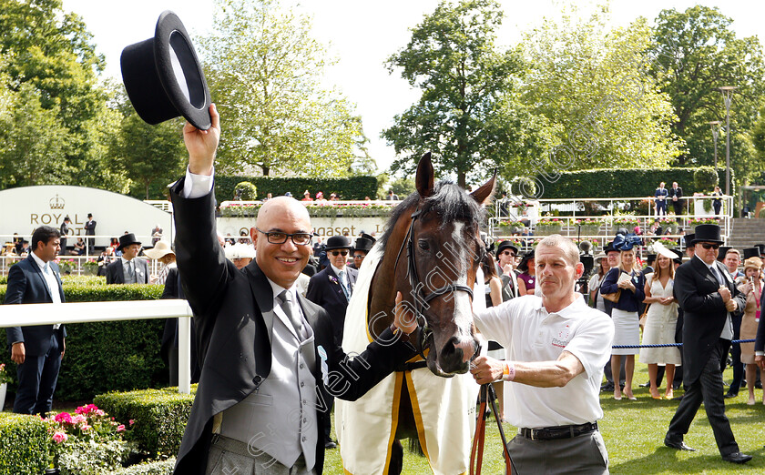 Advertise-0014 
 ADVERTISE with Amer Abdulaziz after The Commonwealth Cup
Royal Ascot 21 Jun 2019 - Pic Steven Cargill / Racingfotos.com