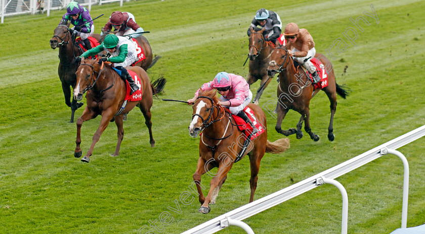 Live-In-The-Dream-0003 
 LIVE IN THE DREAM (Ryan Moore) wins The tote.co.uk Free Chester Placepot Every Day Handicap
Chester 4 May 2022 - Pic Steven Cargill / Racingfotos.com