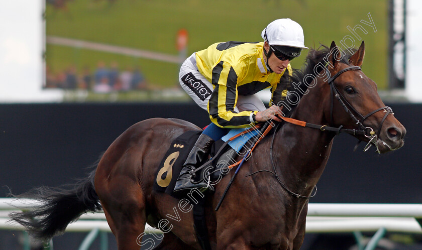 Aristobulus-0008 
 ARISTOBULUS (Daniel Muscutt) wins The Moorgate Training Nursery Handicap
Nottingham 10 Aug 2021 - Pic Steven Cargill / Racingfotos.com