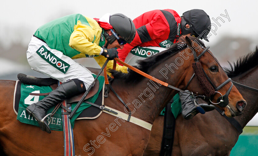 Finian s-Oscar-0005 
 FINIAN'S OSCAR (Robbie Power) wins The Big Buck's Celebration Manifesto Novices Chase Aintree 12 Apr 2018 - Pic Steven Cargill / Racingfotos.com