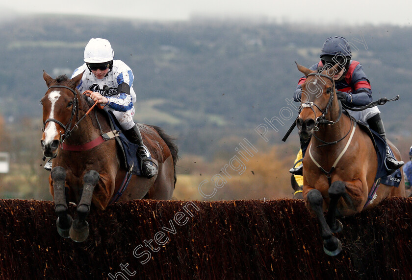 Pressurize-and-Arctic-Gold-0001 
 PRESSURIZE (left, Charlie Deutsch) jumps with ARCTIC GOLD (right) Cheltenham 27 Jan 2018 - Pic Steven Cargill / Racingfotos.com