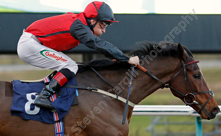 Aldrich-Bay-0006 
 ALDRICH BAY (Shane Kelly) wins The #Betyourway At Betway Handicap Div1
Lingfield 19 Dec 2020 - Pic Steven Cargill / Racingfotos.com