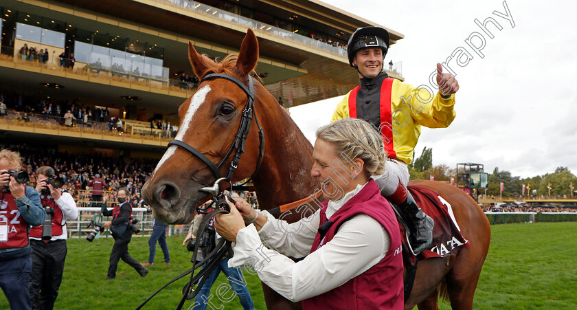 Torquator-Tasso-0026 
 TORQUATOR TASSO (Rene Piechulek) after The Qatar Prix de l'Arc de Triomphe
Longchamp 3 Oct 2021 - Pic Steven Cargill / Racingfotos.com