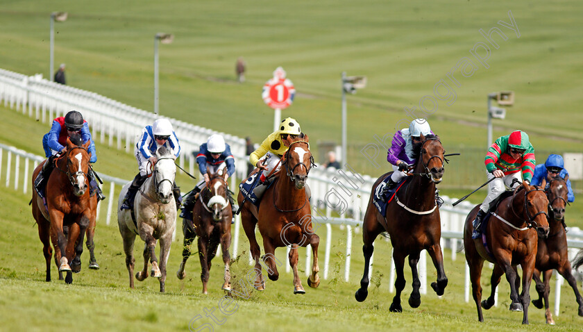 Ajman-King-0001 
 AJMAN KING (centre, Andrea Atzeni) beats DASH OF SPICE (2nd right) and ANOTHER TOUCH (right) in The Investec City And Suburban Handicap Epsom 25 Apr 2018 - Pic Steven Cargill / Racingfotos.com