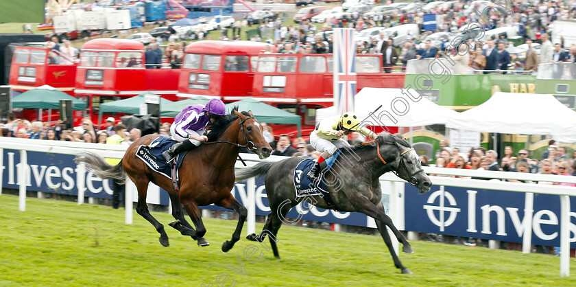 Defoe-0001 
 DEFOE (Andrea Atzeni) beats KEW GARDENS (left) in The Investec Coronation Cup
Epsom 31 May 2019 - Pic Steven Cargill / Racingfotos.com