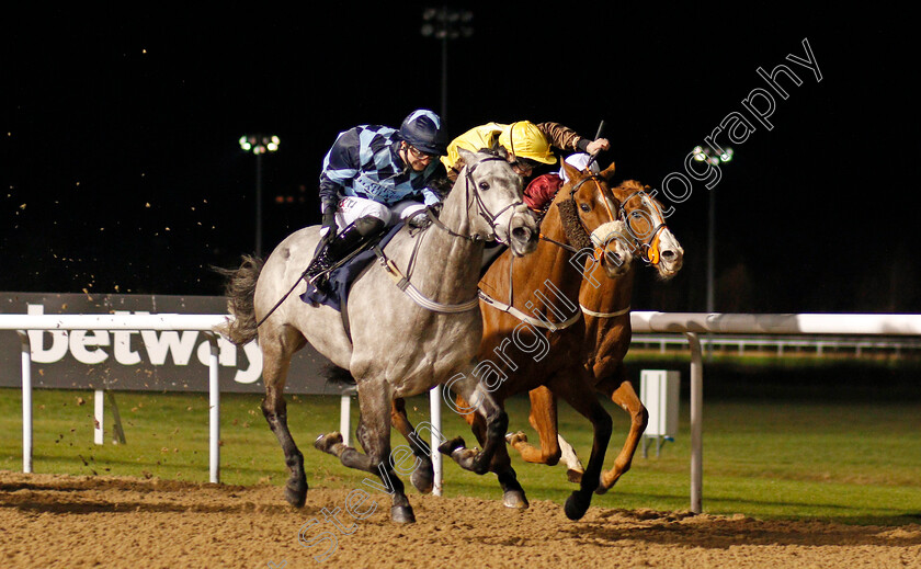 Muftakker-0002 
 MUFTAKKER (left, Jack Garritty) beats SPLASH OF VERVE (yellow) in The Heed Your Hunch At Betway Handicap Div1
Wolverhampton 24 Nov 2020 - Pic Steven Cargill / Racingfotos.com