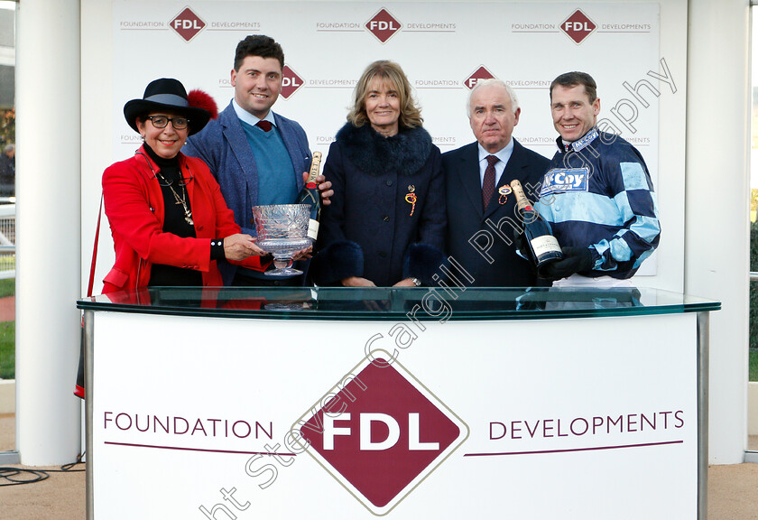 Thomas-Darby-0013 
 Presentation to Anabel King, Olly Murphy and Richard Johnson for The Foundation Developments Ltd Maiden Hurdle won by THOMAS DARBY
Cheltenham 26 Oct 2018 - Pic Steven Cargill / Racingfotos.com