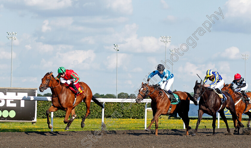 Thunderclap-0001 
 THUNDERCLAP (Oisin Murphy) wins The Bet At racingtv.com Handicap
Kempton 4 Aug 2021 - Pic Steven Cargill / Racingfotos.com