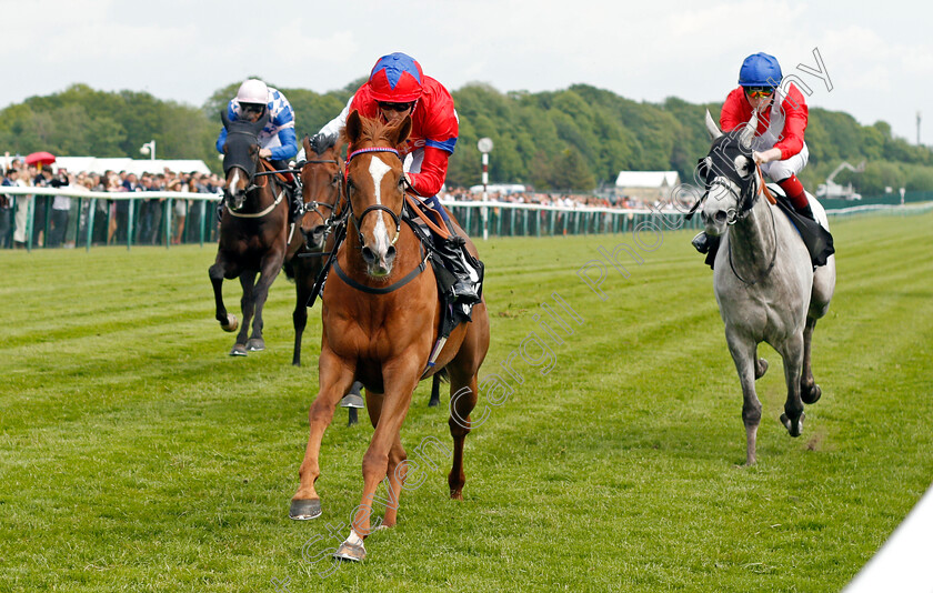 La-Lune-0005 
 LA LUNE (left, David Probert) beats CABALETTA (right) in The Betway Pinnacle Stakes
Haydock 29 May 2021 - Pic Steven Cargill / Racingfotos.com