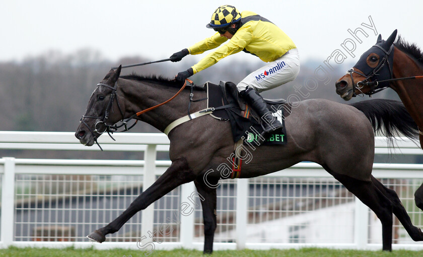 Elixir-De-Nutz-0011 
 ELIXIR DE NUTZ (Tom O'Brien) wins The Unibet Tolworth Hurdle
Sandown 5 Jan 2019 - Pic Steven Cargill / Racingfotos.com