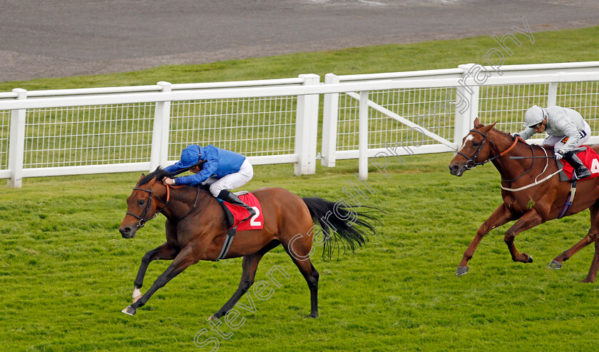 Dubhe-0003 
 DUBHE (William Buick) beats COMMUNIQUE (right) in The bet365.com Handicap Sandown 27 Apr 2018 - Pic Steven Cargill / Racingfotos.com