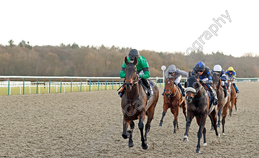 Fizzy-Feet-0001 
 FIZZY FEET (Richard Kingscote) beats KAMRA (right) in The Betway Heed Your Hunch Handicap
Lingfield 9 Dec 2019 - Pic Steven Cargill / Racingfotos.com