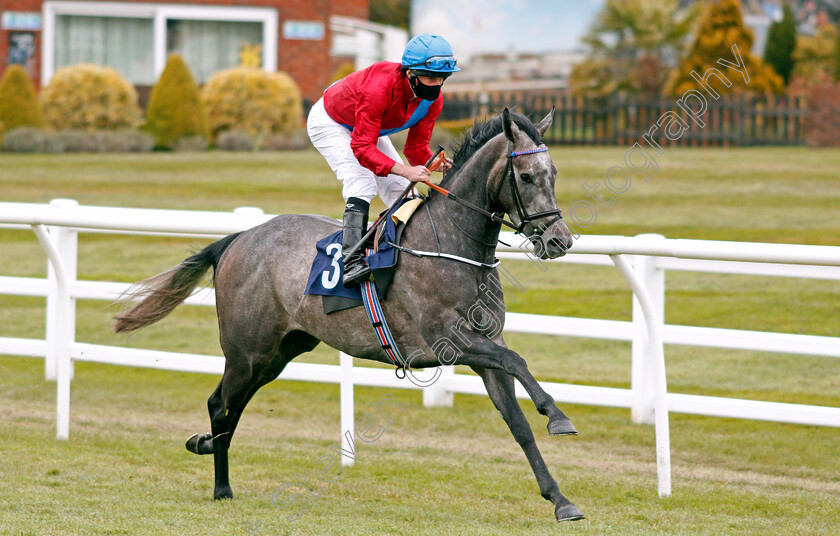 Cloudy-Dawn-0001 
 CLOUDY DAWN (Ryan Moore) winner of The Enjoy Horse Racing Promotions At Novibet Fillies Novice Stakes
Lingfield 8 May 2021 - Pic Steven Cargill / Racingfotos.com