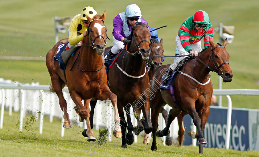 Ajman-King-0004 
 AJMAN KING (left, Andrea Atzeni) beats DASH OF SPICE (centre) and ANOTHER TOUCH (right) in The Investec City And Suburban Handicap Epsom 25 Apr 2018 - Pic Steven Cargill / Racingfotos.com