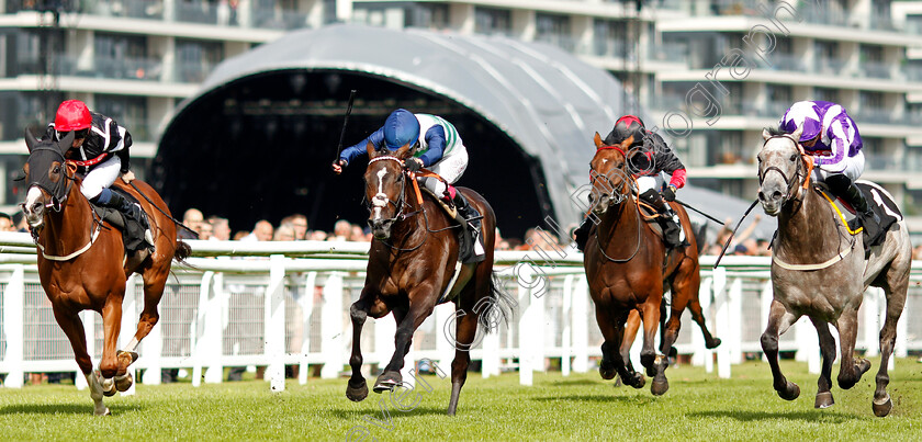 Neenee s-Choice-0001 
 NEENEE'S CHOICE (centre, Oisin Murphy) beats TOP SECRET (left) and WALHAAN (right) in The Christopher Smith Associates Handicap
Newbury 13 Aug 2021 - Pic Steven Cargill / Racingfotos.com