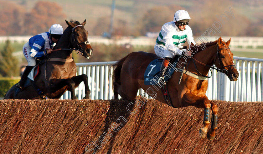 Baron-Alco-0001 
 BARON ALCO (Jamie Moore) wins The BetVictor Gold Cup
Cheltenham 17 Nov 2018 - Pic Steven Cargill / Racingfotos.com