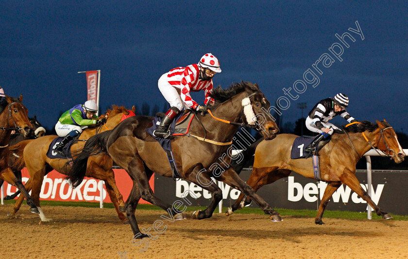 Arnoul-Of-Metz-0001 
 AMOUL OF METZ (Laura Pearson) wins The Betway Classified Stakes Div2
Wolverhampton 4 Jan 2021 - Pic Steven Cargill / Racingfotos.com