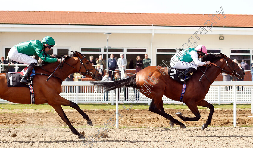 Derevo-0008 
 DEREVO (Ryan Moore) beats KIMBLEWICK (left) in The Bet toteexacta At totesport.com Novice Stakes
Chelmsford 11 Apr 2019 - Pic Steven Cargill / Racingfotos.com