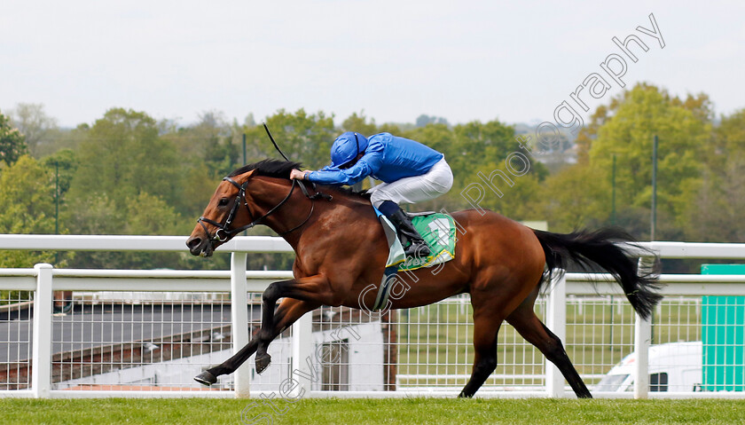 Arabian-Crown-0001 
 ARABIAN CROWN (William Buick) wins The bet365 Classic Trial
Sandown 26 Apr 2024 - Pic Steven Cargill / Racingfotos.com