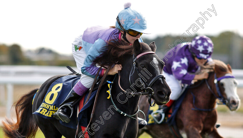 Shetland-Pony-Race-0002 
 SjobrisensBajonett (Stina Landh) wins Shetland Pony Race
Bro Park, Sweden 23 Sep 2018 - Pic Steven Cargill / Racingfotos.com