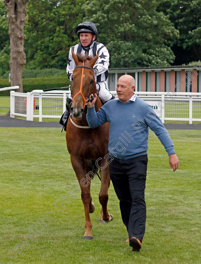 Majeski-Man-0004 
 MAJESKI MAN (Paul Hanagan) winner of The Follow @racingtv On Twitter Handicap
Nottingham 30 May 2023 - Pic Steven Cargill / Racingfotos.com