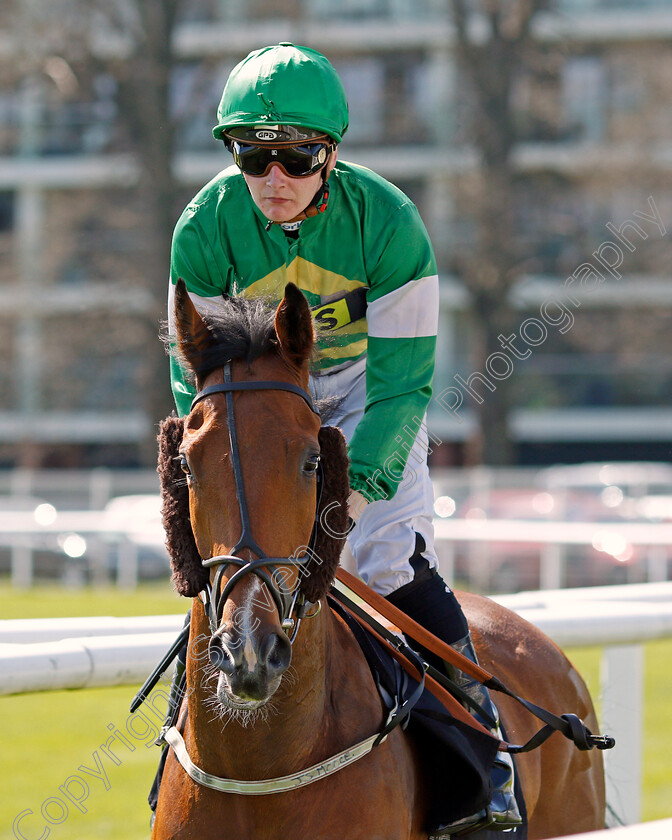 Uther-Pendragon-0001 
 UTHER PENDRAGON (John Fahy) Newbury 20 Apr 2018 - Pic Steven Cargill / Racingfotos.com