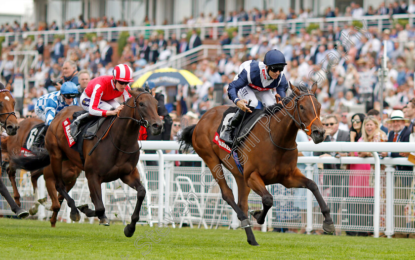 Trillium-0004 
 TRILLIUM (Pat Dobbs) wins The Markel Molecomb Stakes
Goodwood 27 Jul 2022 - Pic Steven Cargill / Racingfotos.com