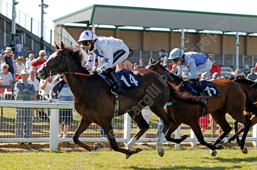 Shamfizz-0004 
 SHAMFIZZ (Hayley Turner) wins The Sky Sports Racing Sky 415 Maiden Fillies Stakes
Yarmouth 9 Jun 2021 - Pic Steven Cargill / Racingfotos.com